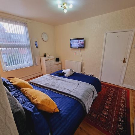 Bright Sunny, Double Bed With Garden, Tv And Wi-Fi Hotell Leeds  Exteriör bild