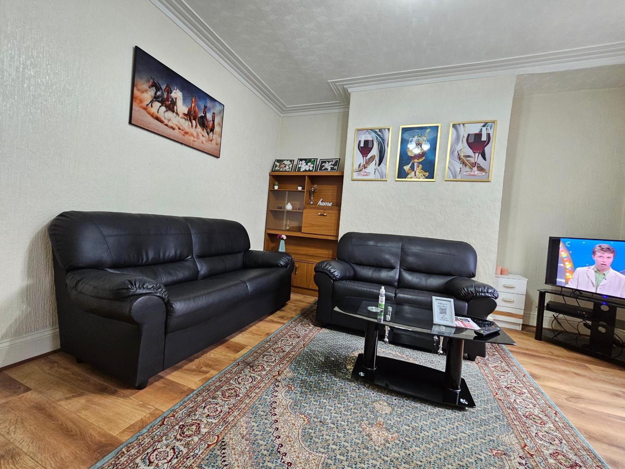 Bright Sunny, Double Bed With Garden, Tv And Wi-Fi Hotell Leeds  Exteriör bild